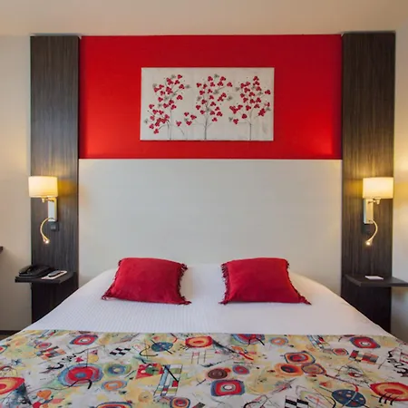 Hotel The Originals Boutique, Le Pillebois, Bourg-en-bresse Nord 3*