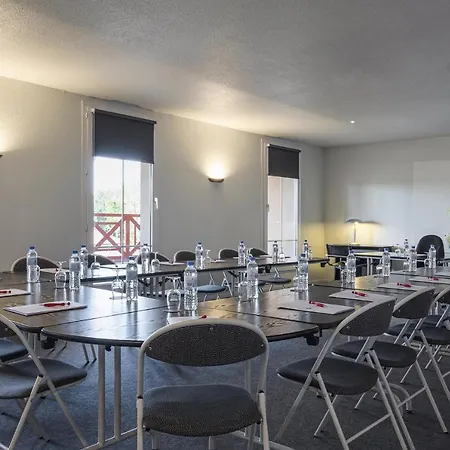 Hotel The Originals Boutique, Le Pillebois, Bourg-en-bresse Nord 3*