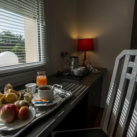 The Originals Boutique, Le Pillebois, Bourg-en-bresse Nord 3* Malafretaz
